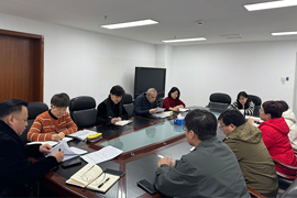 筑牢思想防线，严守纪律规矩